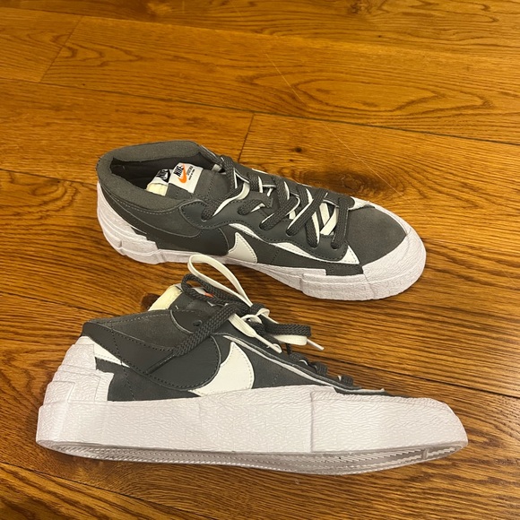 Nike Sacai Blazer Lows - Picture 3 of 4